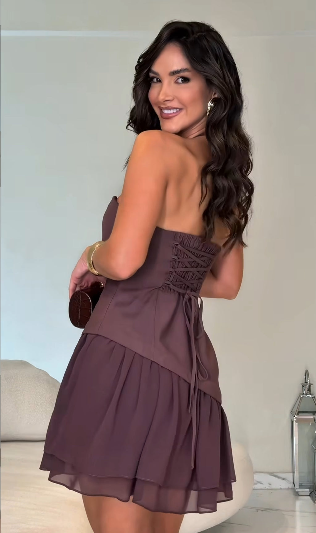 Vestido Curto Tomara que Caia com Saia Plissada