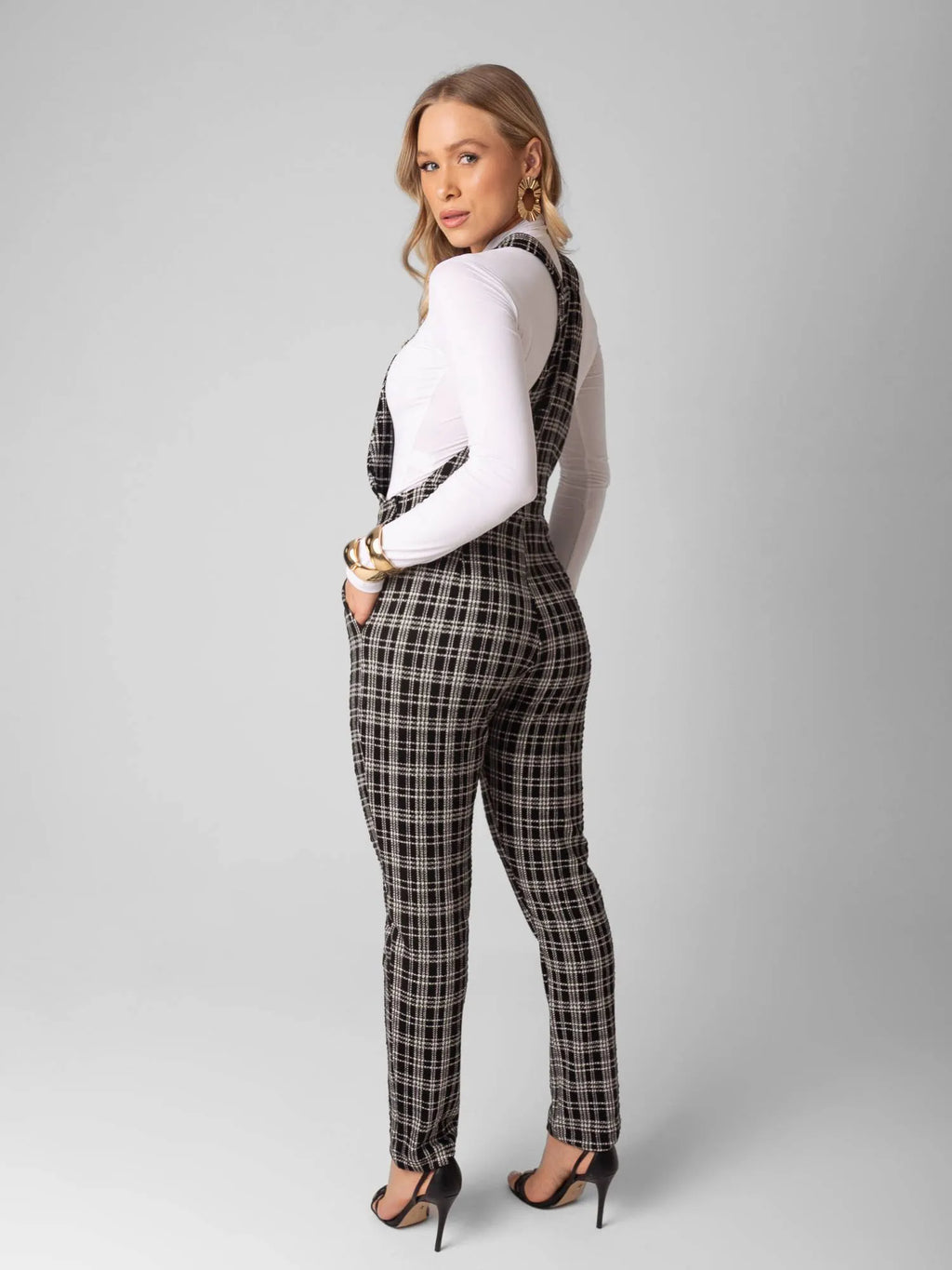 Jardineira Alfaiataria