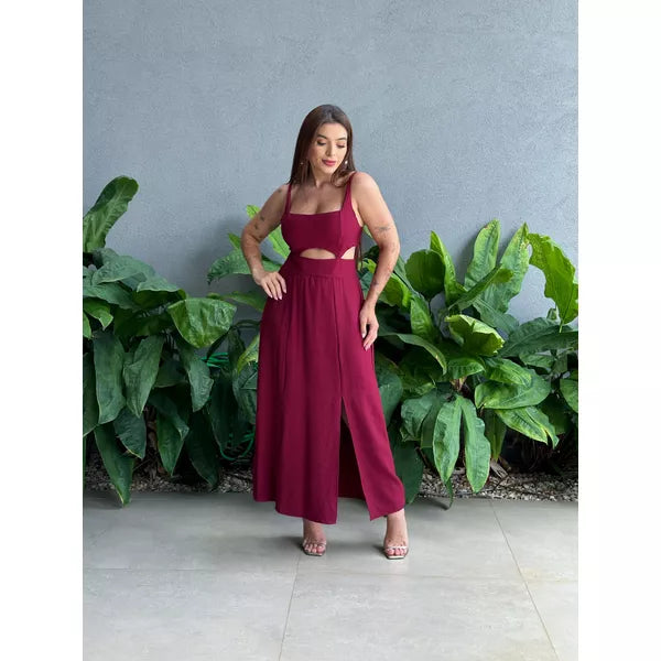 Vestido Longo Feminino com Recortes Laterais e Fenda